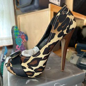 Jessica Simpson Leopard Heel